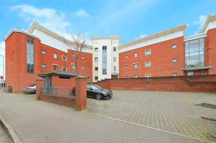 2 Bedroom Detached House To Rent In Albion Street, Wolverhampton, West Midlands, WV1