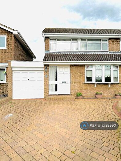 3 Bedroom Semi Detached House To Rent In Downsway, Chelmsford, CM1