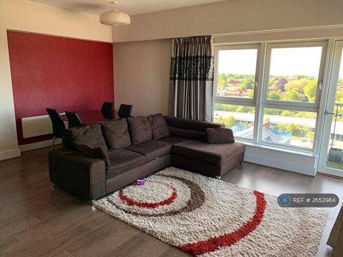 2 Bedroom Flat To Rent In Alencon Link, Basingstoke, RG21