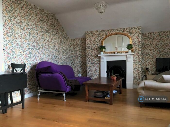 1 Bedroom Flat To Rent In Bushey Hill Road, London, SE5