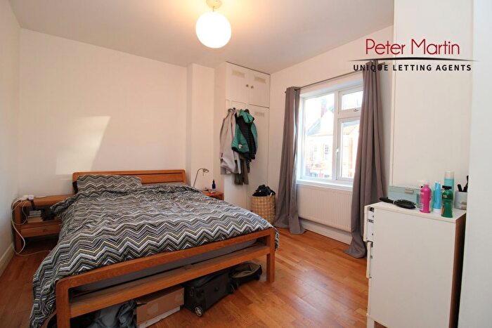 1 Bedroom Flat To Rent In Dennington Park Road, West Hampstead, NW6
