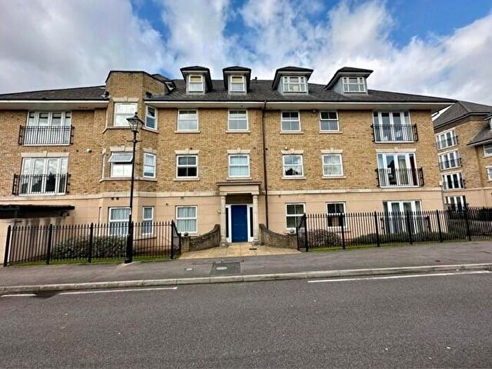 1 Bedroom Apartment To Rent In Marshall Square, Southampton, SO15