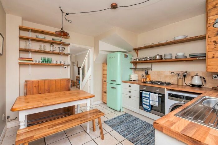 2 Bedroom Flat To Rent In Ambrose Street, York, YO10