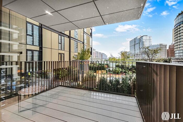 2 Bedroom Apartment To Rent In Palmer Road, SW11