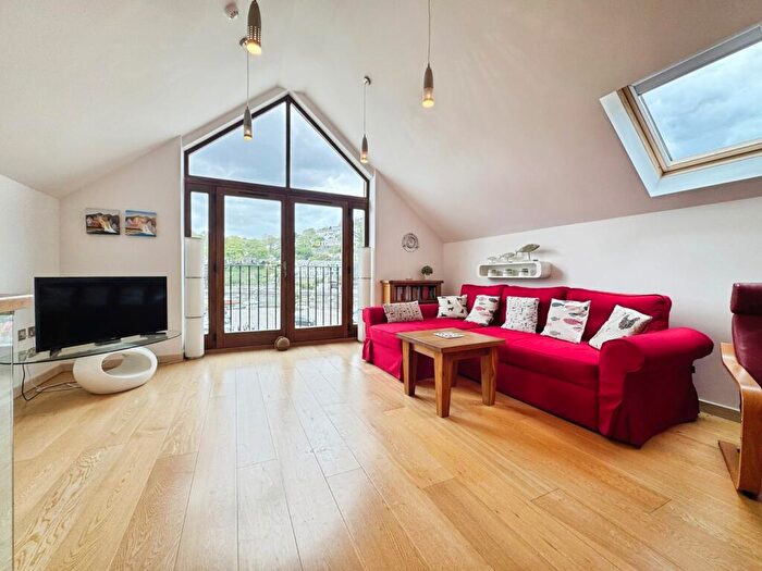2 Bedroom Flat For Sale In The Creekside, Looe, Cornwall, PL13