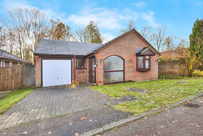 3 Bedroom Detached Bungalow For Sale In Swallow Close, Northampton, NN4