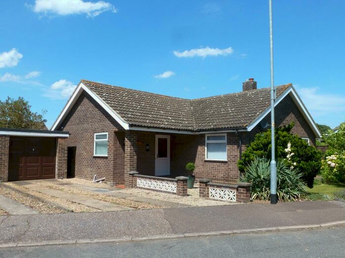 3 Bedroom House To Rent In Castell Road, Dereham, Norfolk, NR19