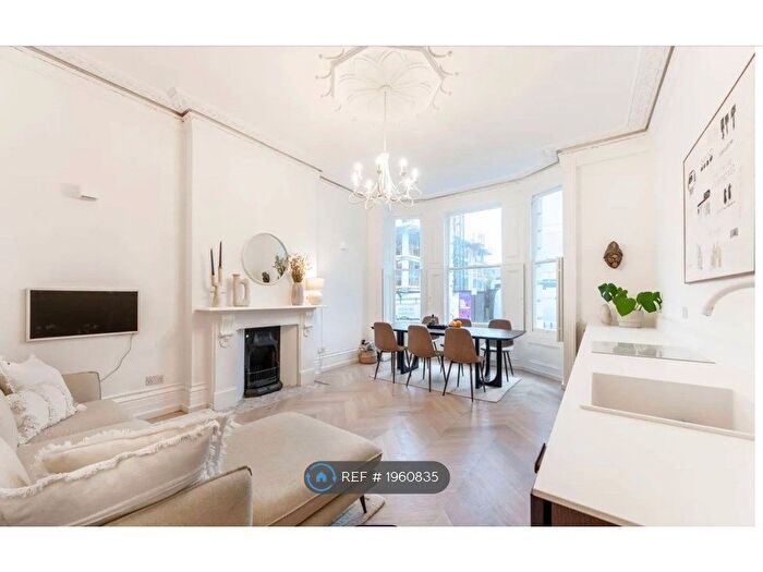 2 Bedroom Flat To Rent In Tavistock Road, London, W11