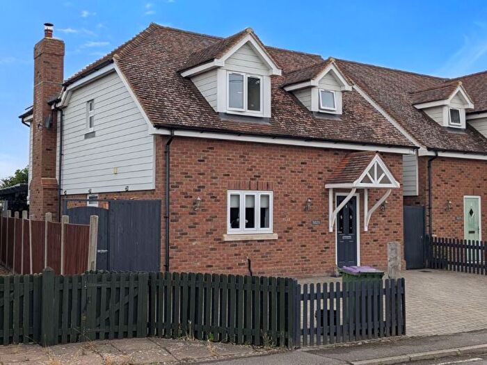 3 Bedroom Detached House For Sale In Old Beams, Brenzett, Romney Marsh, TN29
