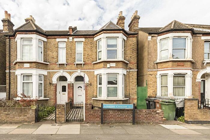 4 Bedroom Terraced House To Rent In Albacore Crescent, Lewisham, SE13