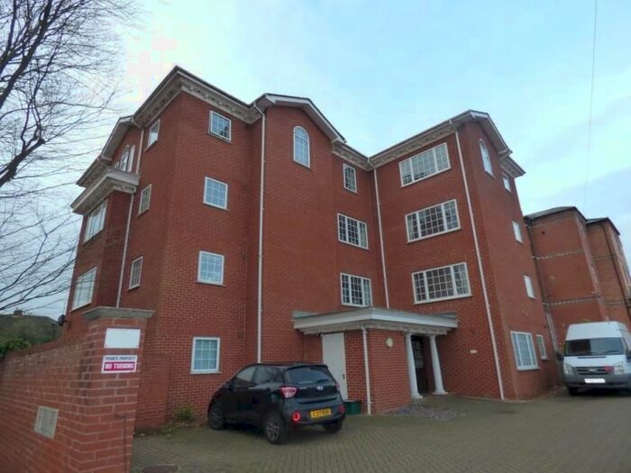 2 Bedroom Flat To Rent In Barnwood Road, Longlevens, Gloucester GL2