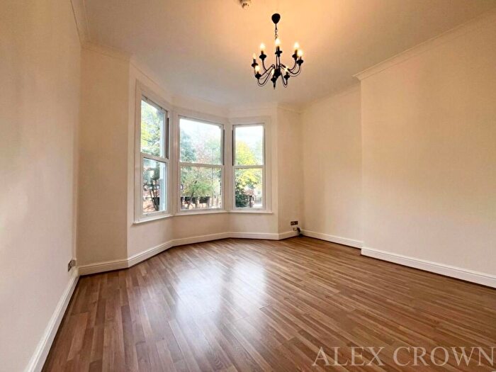 2 Bedroom Flat To Rent In Caledonian Road, Caledonian Road, N7