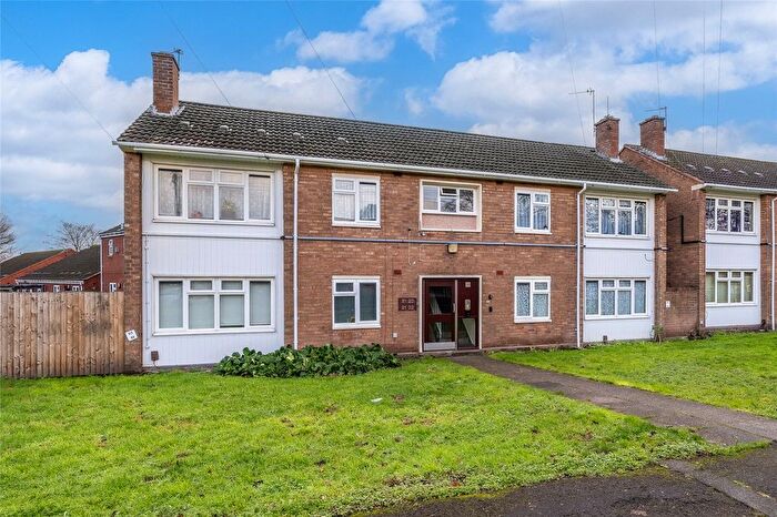 1 Bedroom Flat For Sale In Lilleshall Crescent, Wolverhampton, West Midlands, WV2