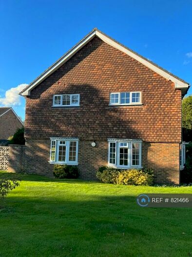 3 Bedroom End Of Terrace House To Rent In The Street, Effingham, Leatherhead, KT24