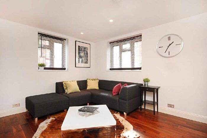 1 Bedroom Apartment To Rent In Greenwood House, Rosebery Avenue, London, EC1R