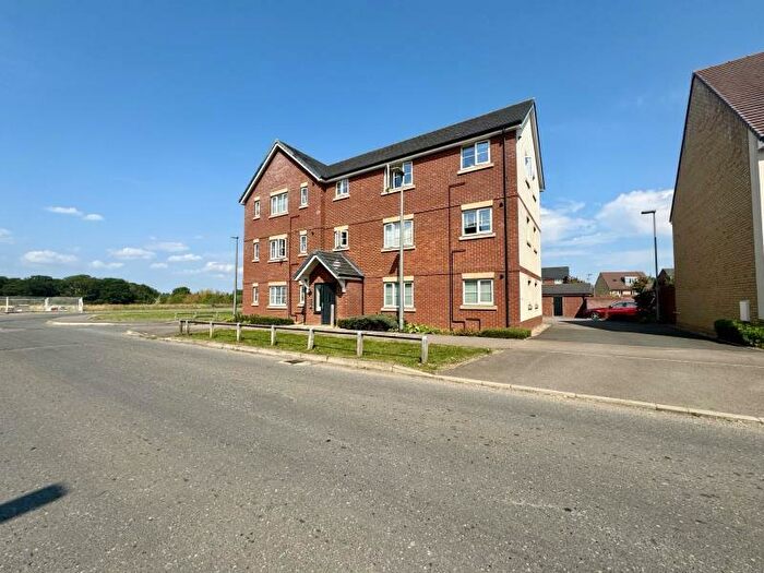 2 Bedroom Flat To Rent In Galapagos Grove, Newton Leys, MK3