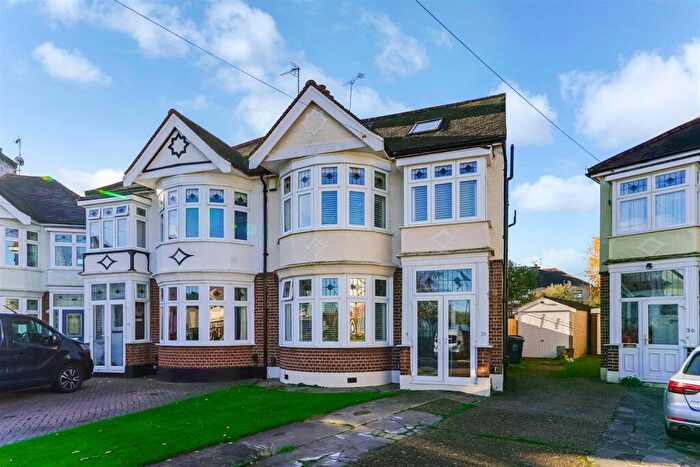 4 Bedroom Semi Detached House For Sale In Balgonie Road, North Chingford, E4