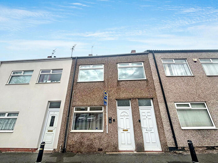 2 Bedroom Flat To Rent In Ravensworth Street, Bedlington, Northumberland, NE22