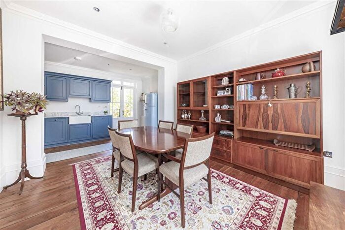 5 Bedroom Property To Rent In Hanover Gardens, Oval, SE11