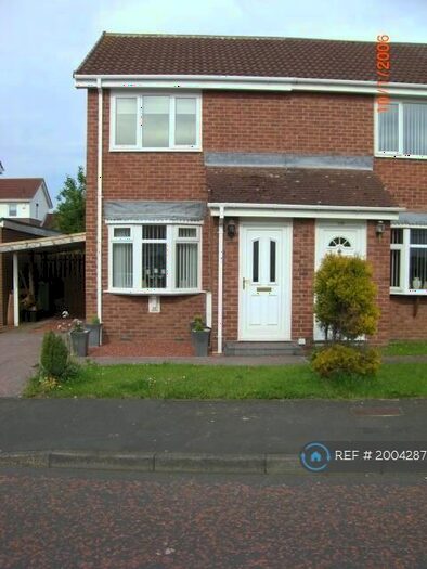 2 Bedroom End Of Terrace House To Rent In Kepier Chare, Ryton, NE40