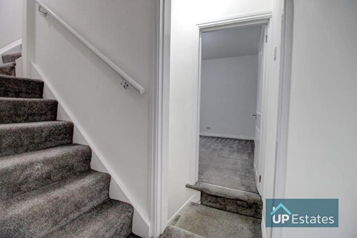 2 Bedroom End Of Terrace House For Sale In Newdigate Road, Coventry, CV6