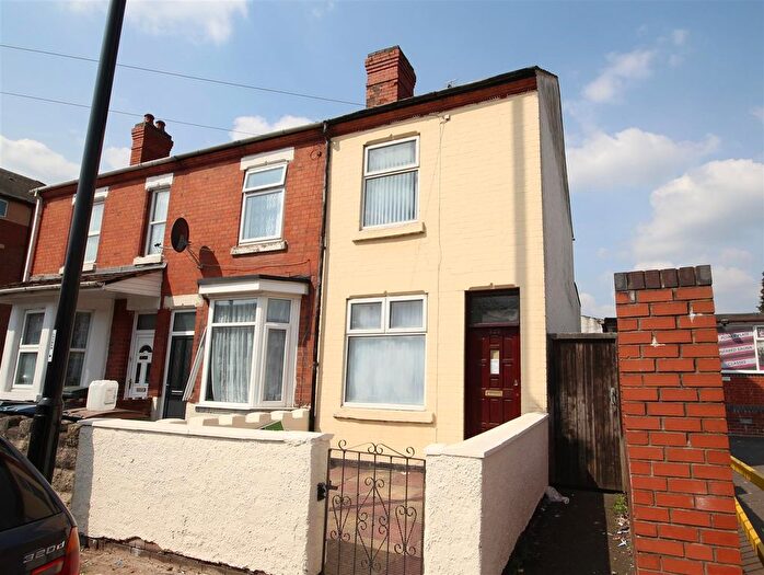 2 Bedroom End Of Terrace House To Rent In Foleshill Road, Coventry, CV6