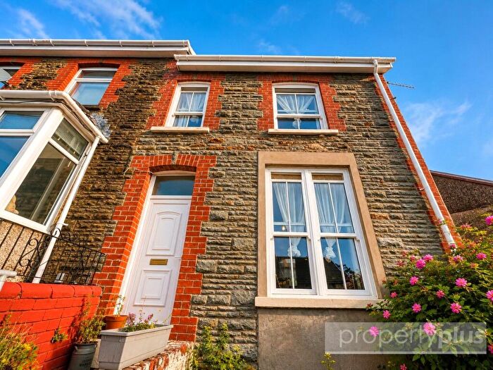 3 Bedroom Semi-Detached House For Sale In Bryngwyn Street, Porth, Rhondda Cynon Taff, CF39