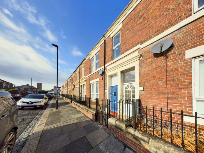2 Bedroom Flat To Rent In Walpole Street, Walkergate, Newcastle Upon Tyne, NE6