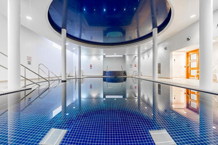 4 Bedroom Apartment To Rent In Westfield, Kidderpore Avenue, Hampstead, London, NW3