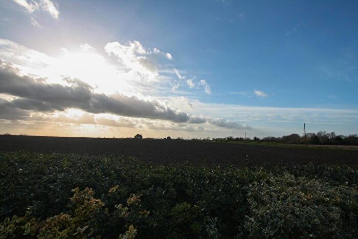 2 Bedroom Detached Bungalow To Rent In Orchard Row, Soham, Ely, CB7