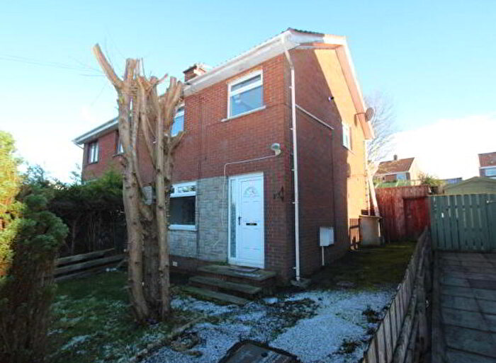 3 Bedroom Semi-Detached House For Sale In Burnthill Avenue, Newtownabbey, BT36