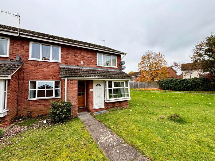 2 Bedroom Maisonette To Rent In Trevelyan Crescent, Stratford-upon-Avon, CV37