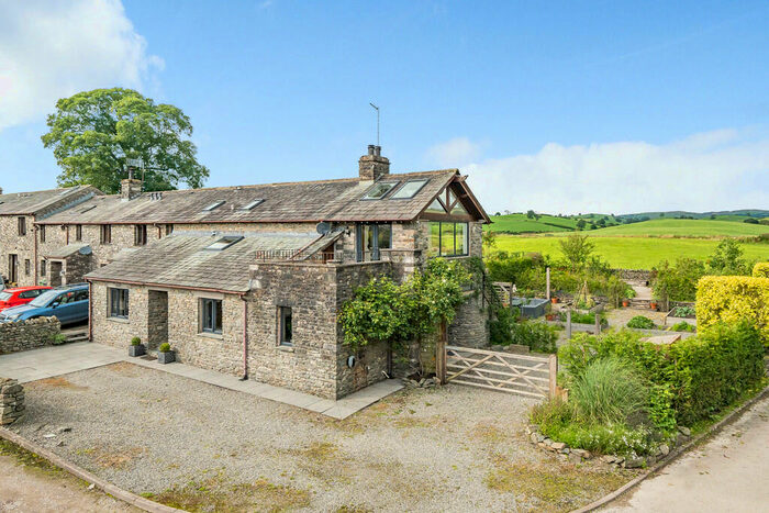 4 Bedroom Barn Conversion For Sale In Brackenrigg, Old Hutton, LA8