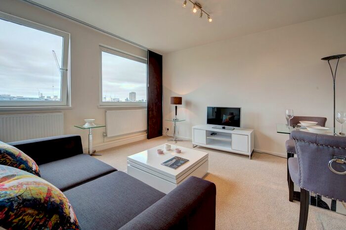 Studio To Rent In Luke House, Westminster, London, SW1P