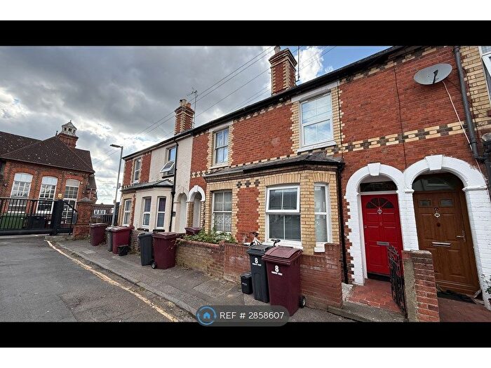 4 Bedroom Terraced House To Rent In Dorothy Street, Reading, RG1