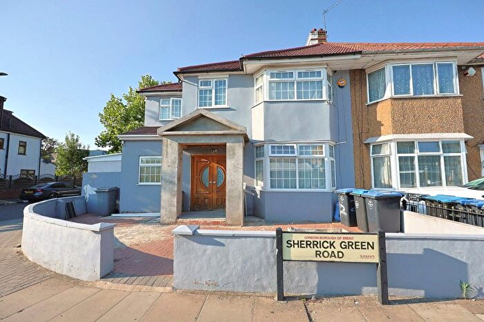 5 Bedroom Semi-Detached House For Sale In Sherrick Green Road, London, NW10