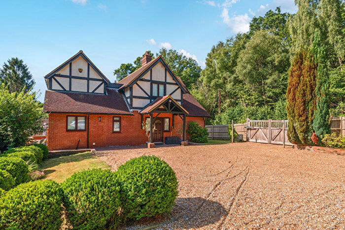 6 Bedroom Detached House For Sale In Buncton Lane, Haywards Heath, RH17