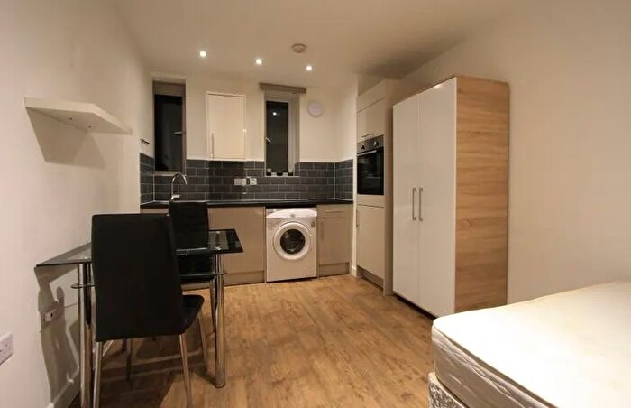 Studio To Rent In Lewisham High Street, Lewisham, SE13