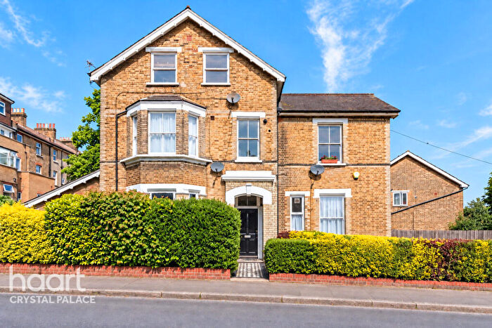 1 Bedroom Flat For Sale In Minden Road, London, SE20