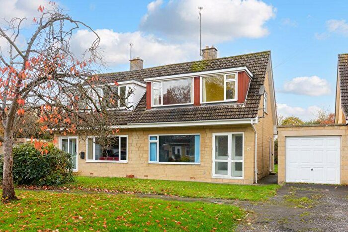 3 Bedroom Chalet For Sale In Bradford On Avon, BA15