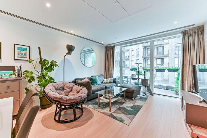 2 Bedroom Flat For Sale In Cherry Orchard Road, , East Croydon, Croydon, CR0
