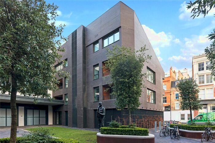 2 Bedroom Flat To Rent In Mallow Street, Old Street, EC1Y