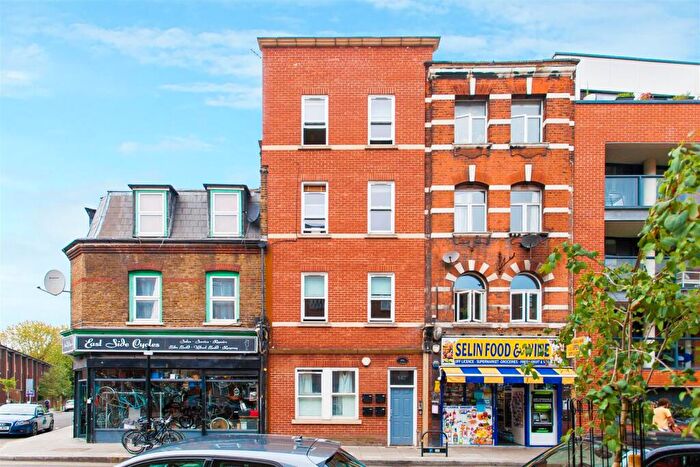 2 Bedroom Flat To Rent In Goldsmiths Row, London, E2