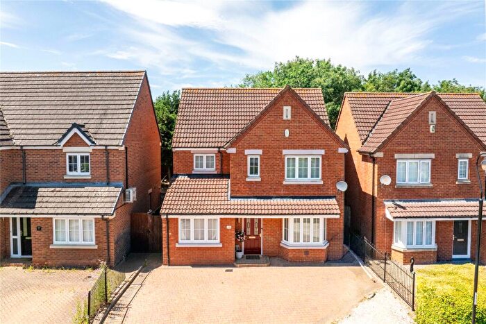 4 Bedroom Detached House For Sale In The Spinney, Grange Park, Northampton, Northamptonshire, NN4