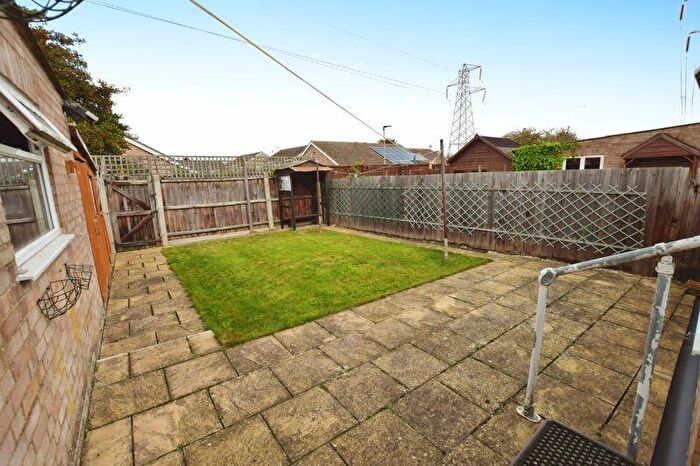 2 Bedroom Bungalow For Sale In Torridge Rise, Brickhill Area, Bedford, MK41