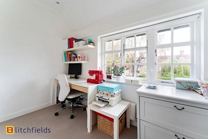 5 Bedroom Terraced House For Sale In Hampstead Way, Hampstead Garden Suburb, NW11