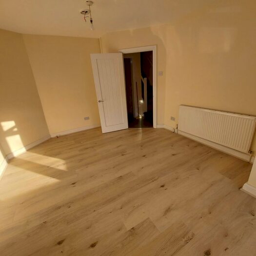 3 Bedroom Terraced House To Rent In Treaford Lane, Birmingham, B8