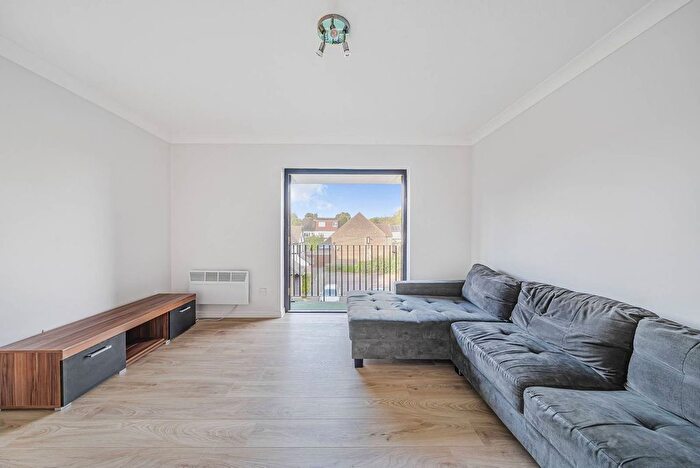 1 Bedroom Flat To Rent In Robina Close, Northwood, HA6