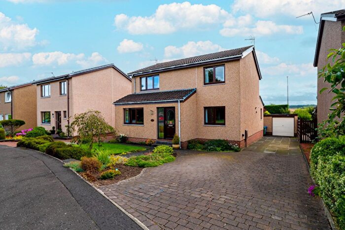 4 Bedroom Detached House For Sale In Queens Road, Broxburn, EH52