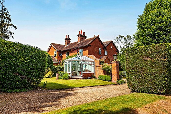 3 Bedroom Semi-Detached House For Sale In Church Road, Windlesham, Surrey, GU20